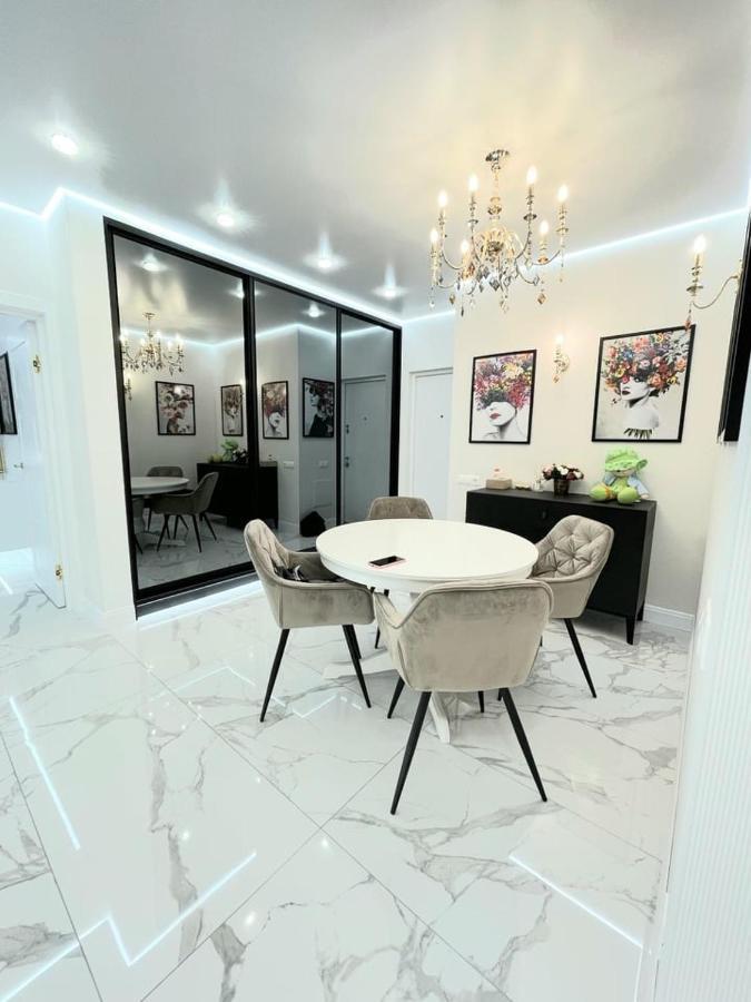Роскошная 3К Квартира 125М2 На Набережной В Жк Оболонь Резидентс Kiev Exteriör bild